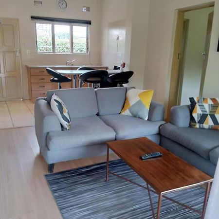 ליבינגסטון Victoria Apartments מראה חיצוני תמונה